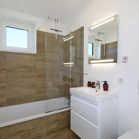 Gorgeous In Lembruch-duemmer With Kitchen Casa vacanze *